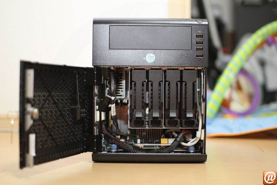 658553-201 - Servidor ProLiant HP MicroServer G2 Athlon II Dual-Core Neo N40L (1.50GHz) 2GB 250GB SATA (Novo modelo com o dobro de memria e mais velocidade!)
